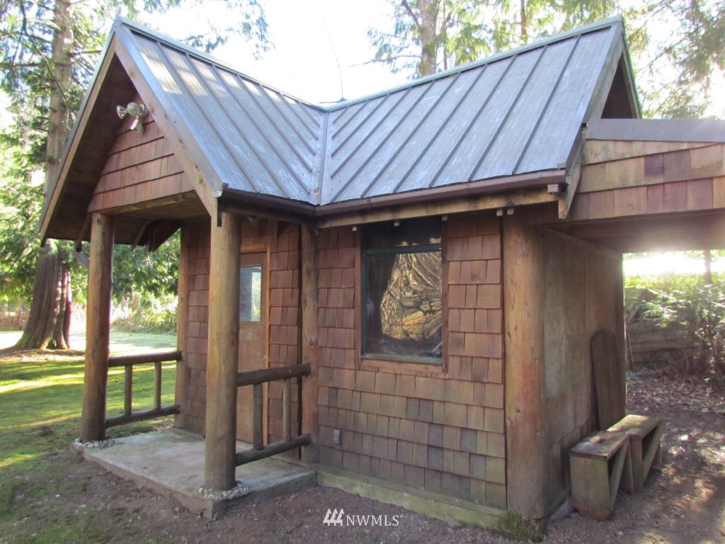 4663 Mosquito Lake Road Deming, WA 98244 - Photo 9 of 25 Gallery Image 9