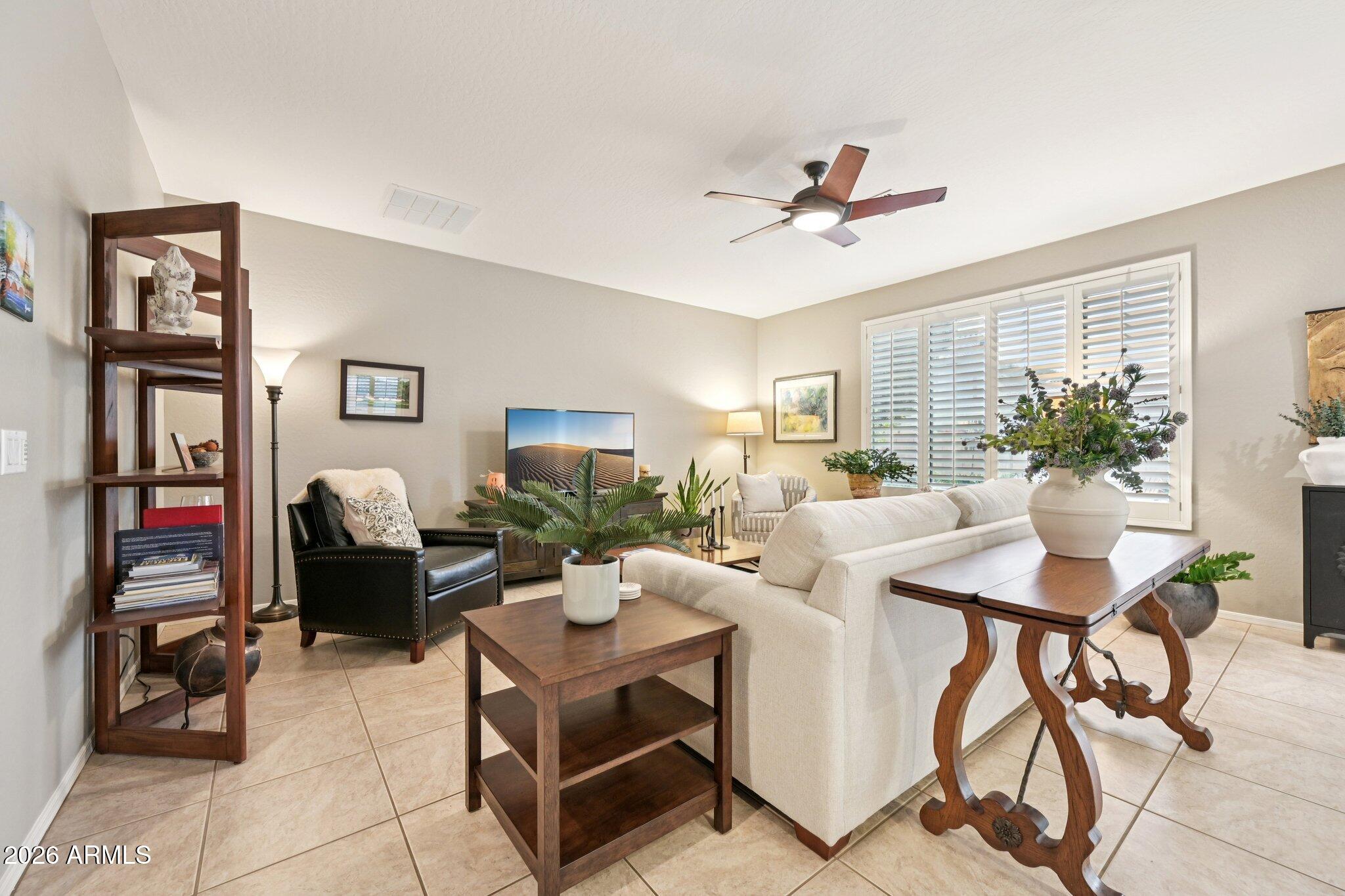 6233 West Bajada Road Phoenix, AZ 85083 - Photo 5 of 45