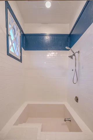 $309,000 | 1900 Snowden Avenue, Memphis, TN 38107