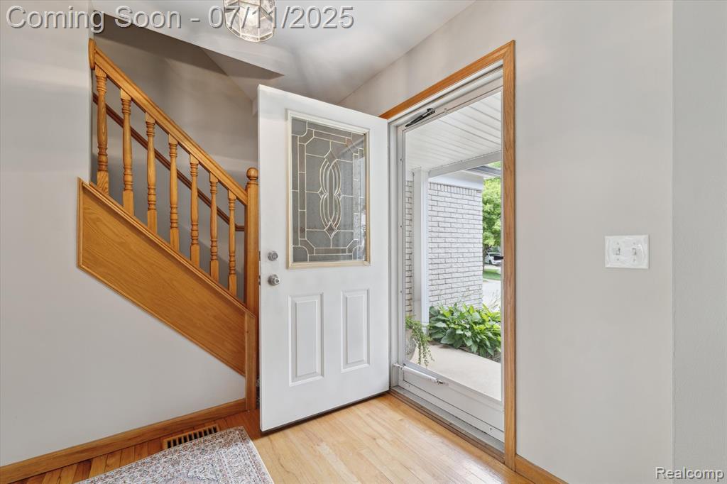 33981 Embassy Street Chesterfield, MI 48047 - Photo 13 of 51