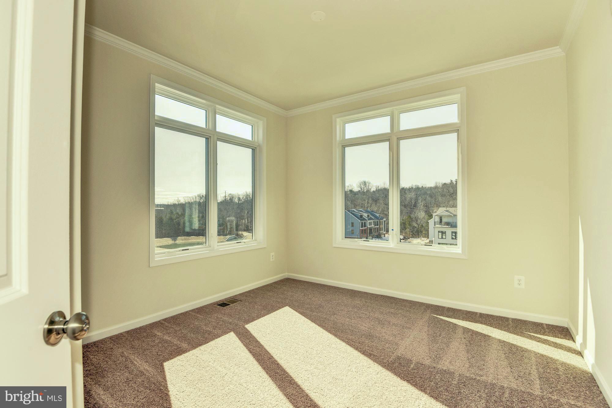 1222 Ribbon Limestone Terrace Southeast Leesburg, VA 20175 - Photo 31 of 33 Gallery Image 31