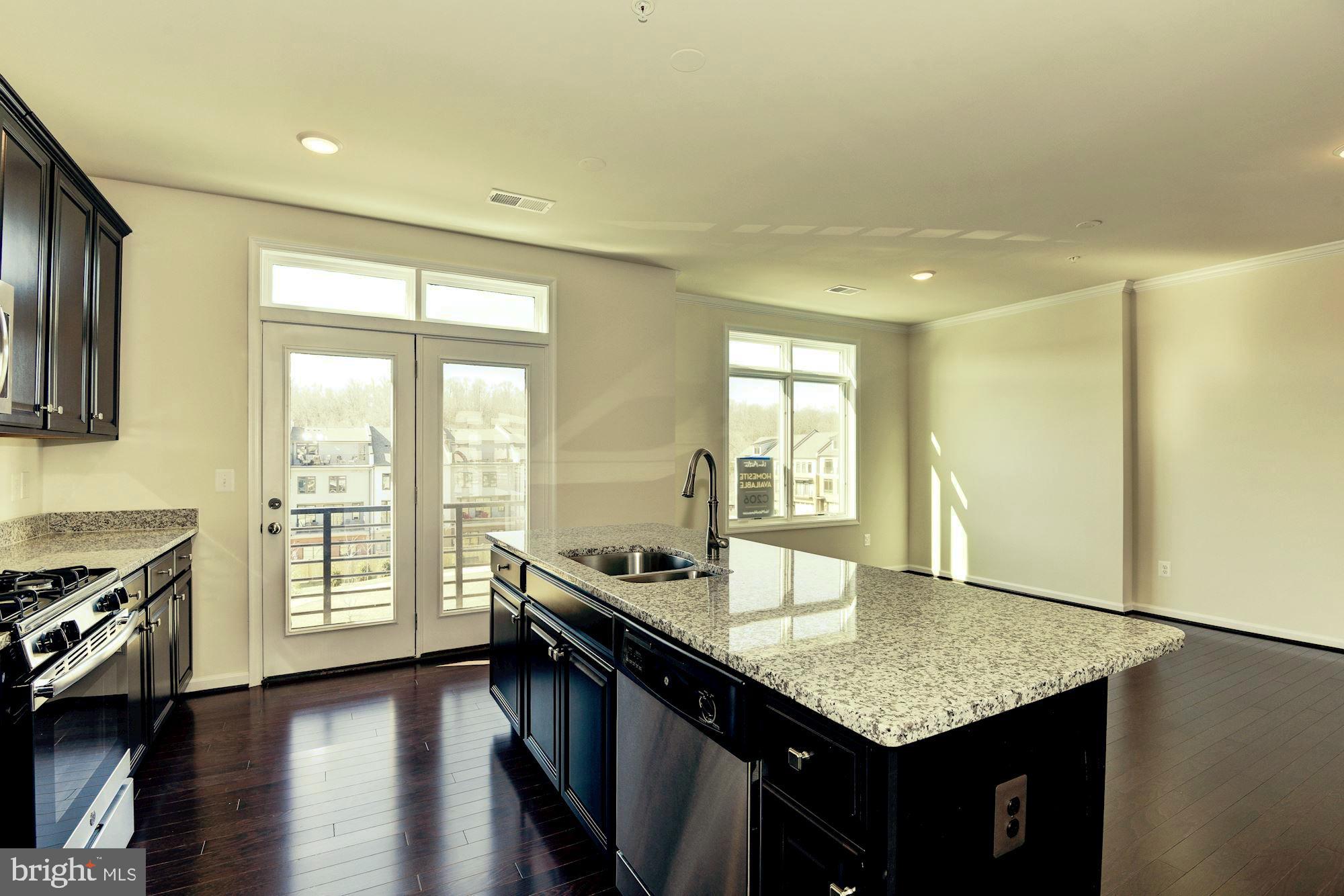 1222 Ribbon Limestone Terrace Southeast Leesburg, VA 20175 - Photo 7 of 33 Gallery Image 7