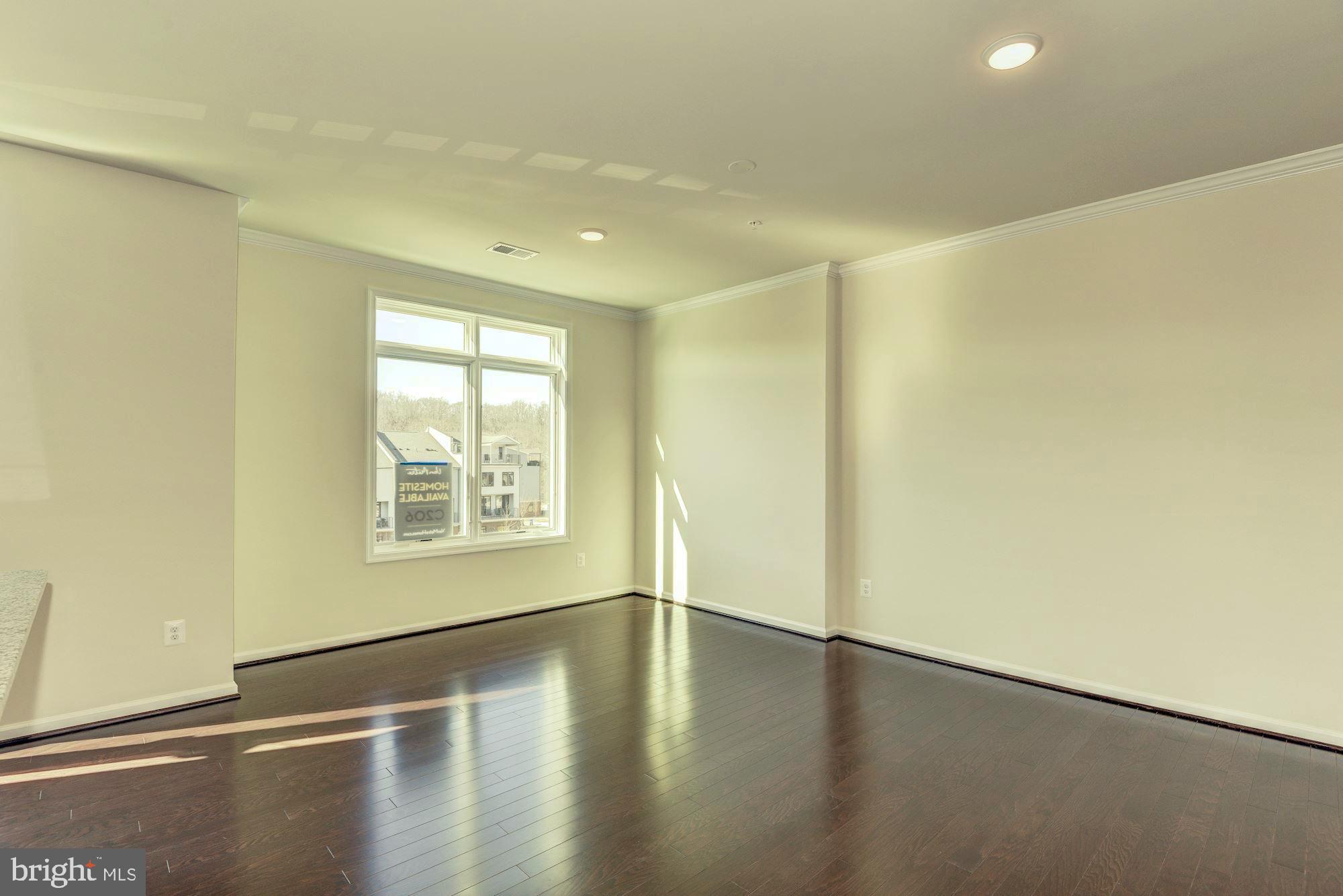 1222 Ribbon Limestone Terrace Southeast Leesburg, VA 20175 - Photo 8 of 33 Gallery Image 8