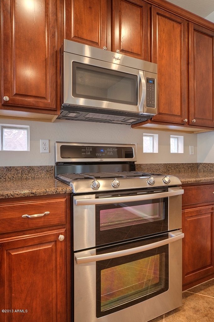 5428 West Red Bird Road Phoenix, AZ 85083 - Photo 15 of 27 New Stainless Appliances