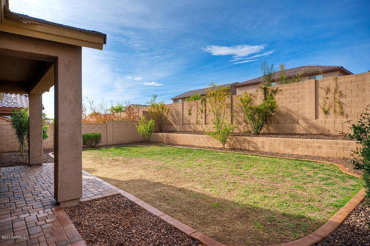 5428 West Red Bird Road Phoenix, AZ 85083 - Photo 4 of 27 Private Back Yard