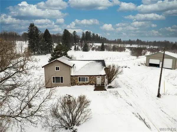 $270,000 | 10043 Dutch Hill Road, Ashford, NY 14171