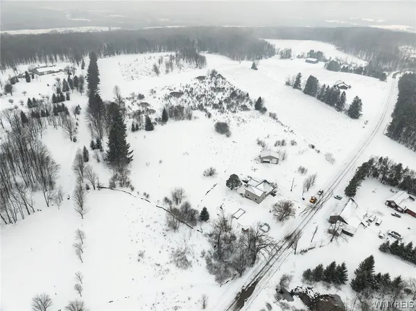 $270,000 | 10043 Dutch Hill Road, Ashford, NY 14171