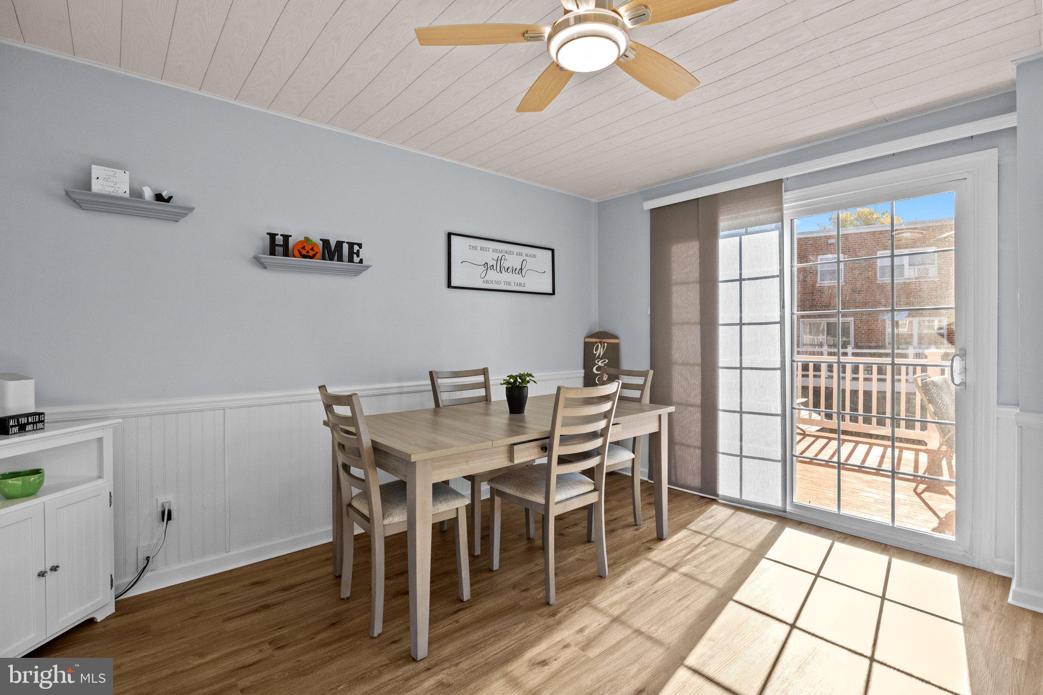 12619 Richton Road Philadelphia, PA 19154 - Photo 3 of 28