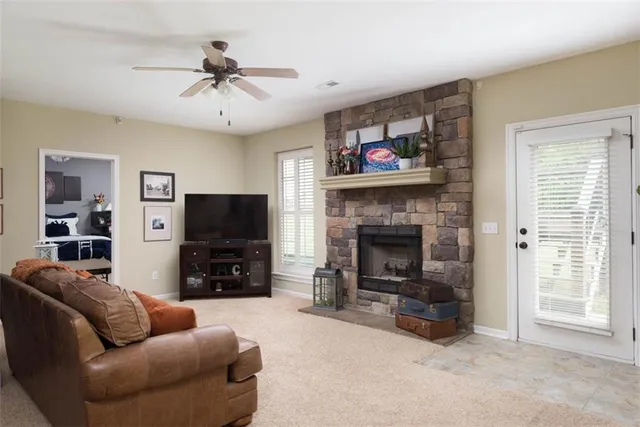 $520,000 | 5275 Southeast Fox Run Road, Lathrop, MO 64465