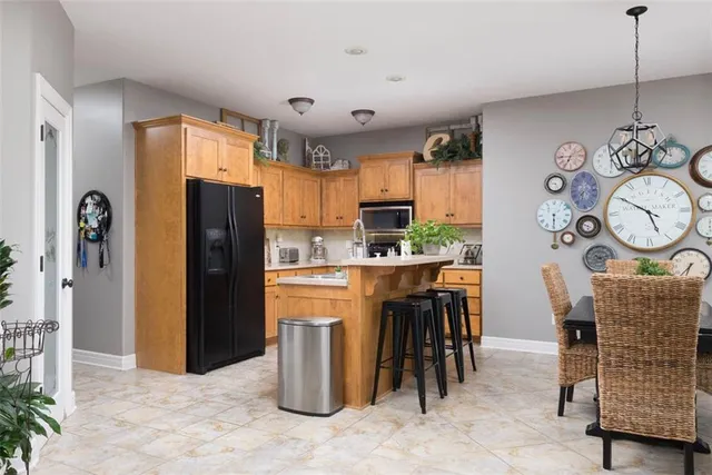 $520,000 | 5275 Southeast Fox Run Road, Lathrop, MO 64465