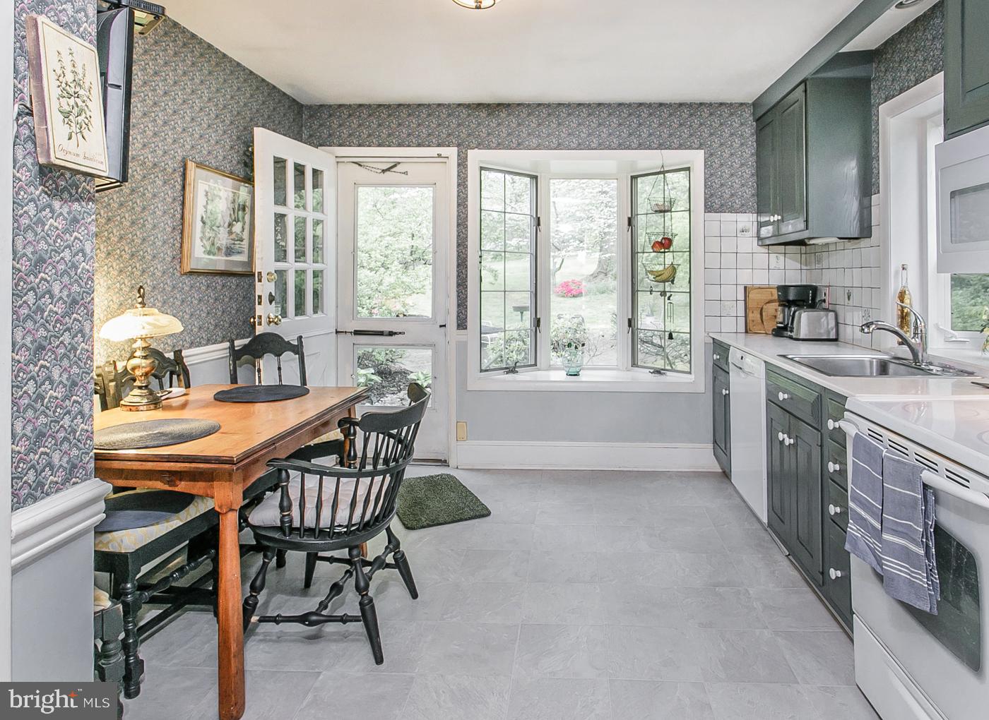 71 Golfview Road Doylestown, PA 18901 - Photo 11 of 31