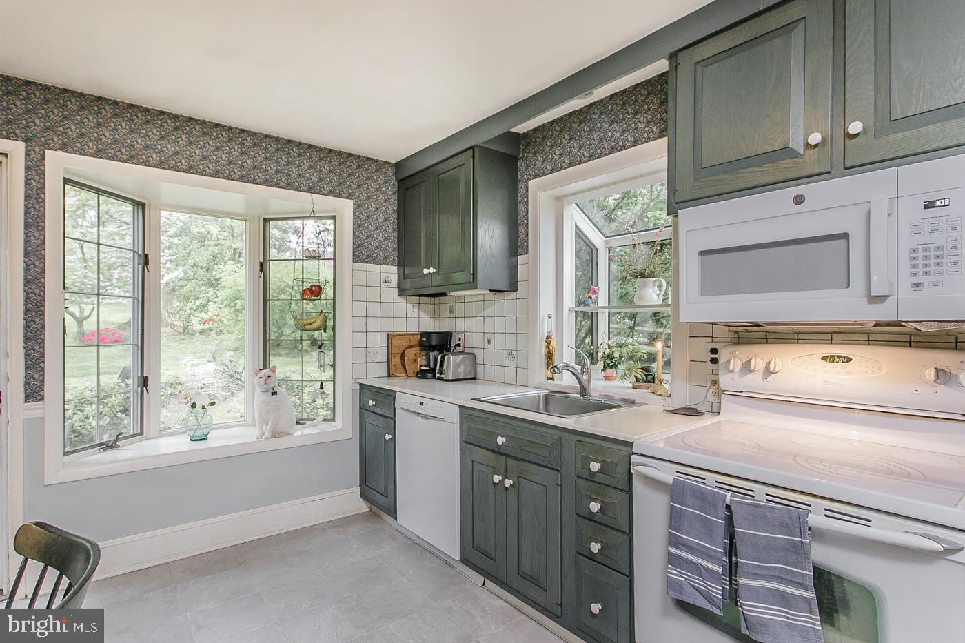 71 Golfview Road Doylestown, PA 18901 - Photo 12 of 31