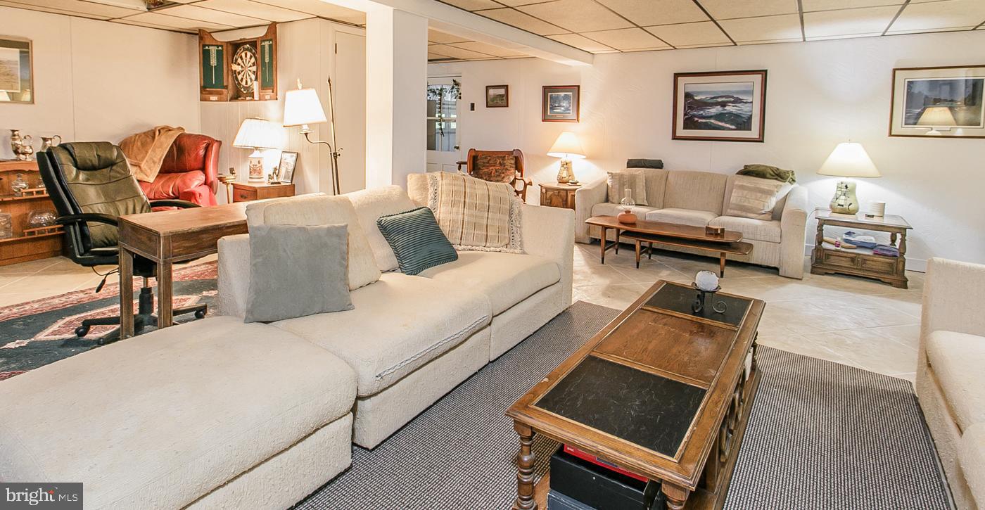 71 Golfview Road Doylestown, PA 18901 - Photo 25 of 31