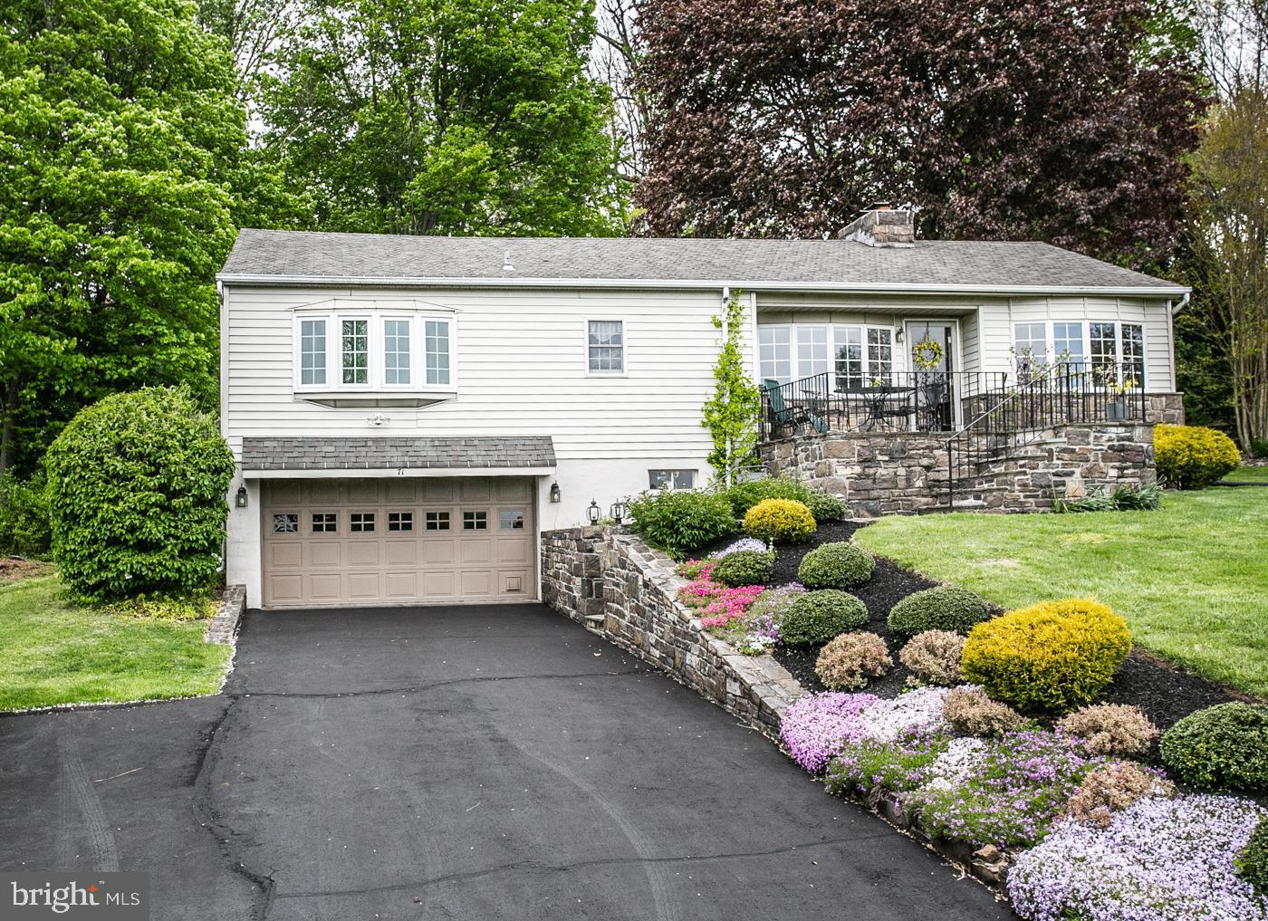 71 Golfview Road Doylestown, PA 18901 - Photo 3 of 31