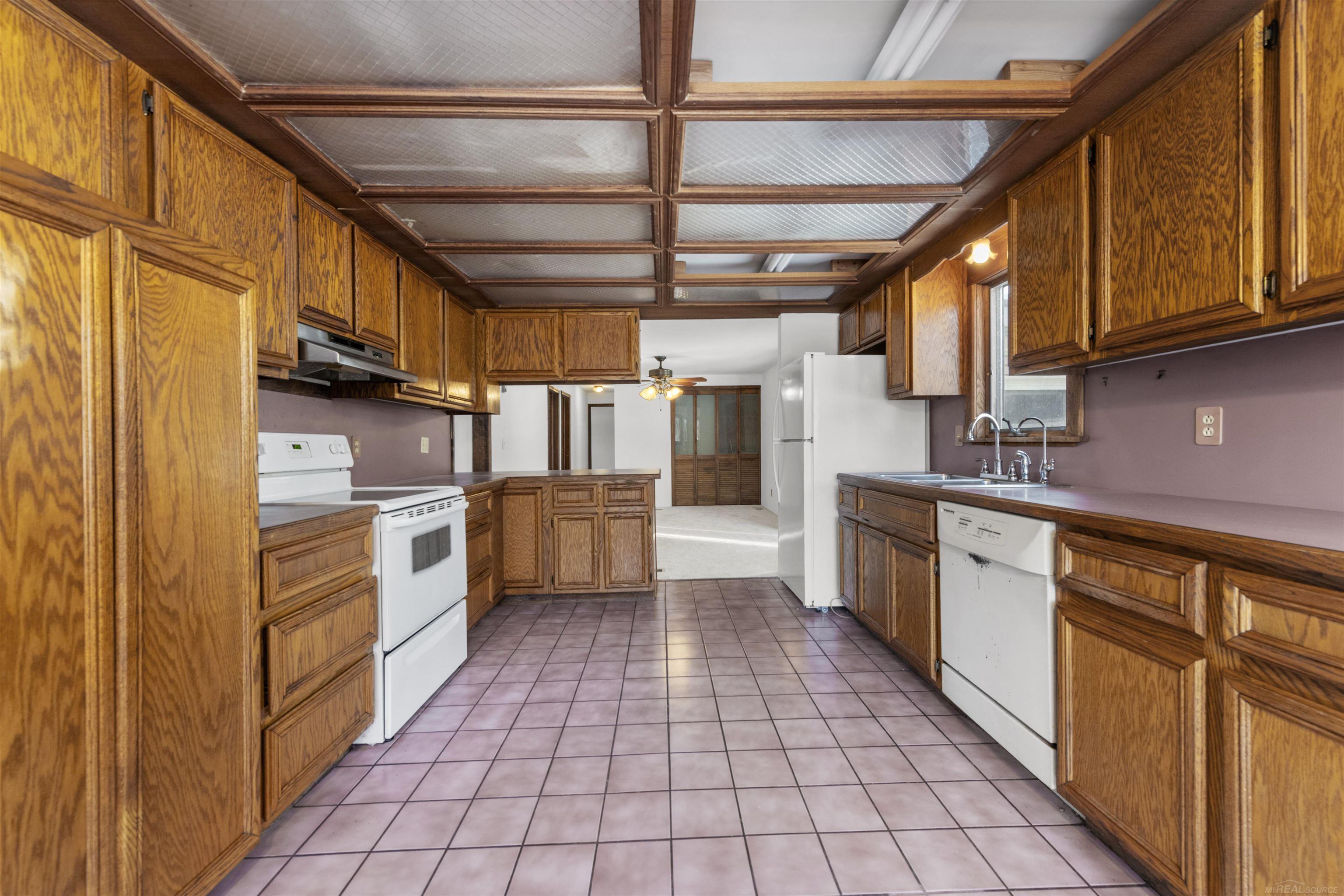 69455 Hicks Road Armada, MI 48005 - Photo 9 of 48