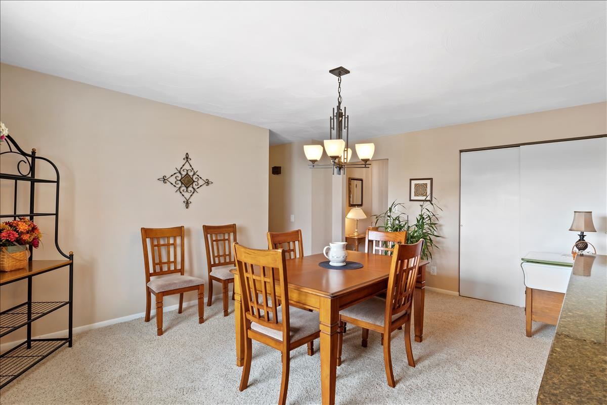 28 Providence Lane Springfield, IL 62711 - Photo 15 of 38