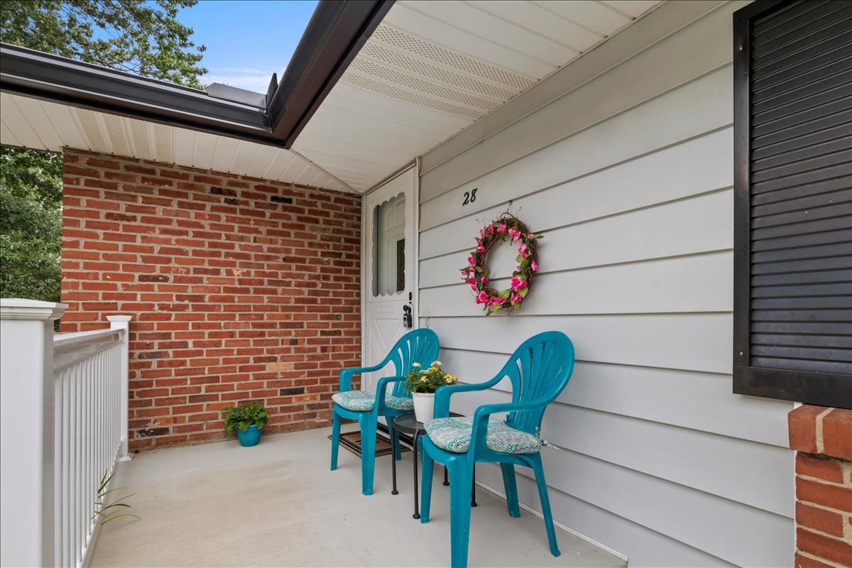 28 Providence Lane Springfield, IL 62711 - Photo 4 of 38