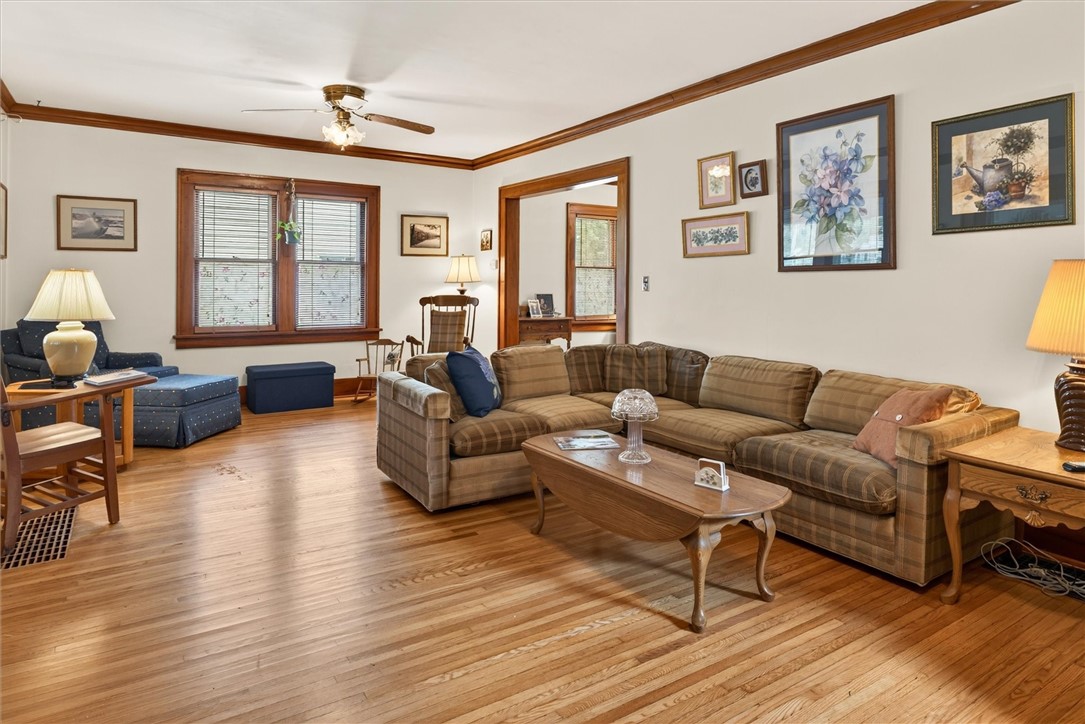3948 Culver Road Irondequoit, NY 14622 - Photo 13 of 49