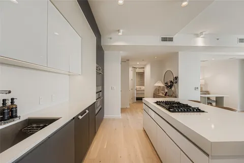 $1,395,000 | 313 West 17th Street, Unit 1404, Austin, TX 78701