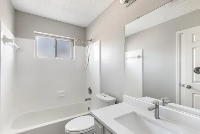 $2,150 | 18910 Yaupon Trail, Humble, TX 77346