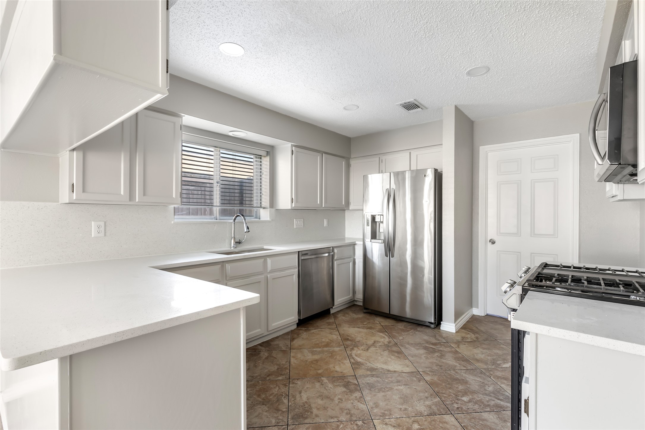 18910 Yaupon Trail Humble, TX 77346 - Photo 9 of 22