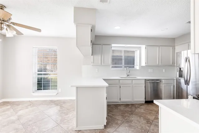 $2,150 | 18910 Yaupon Trail, Humble, TX 77346