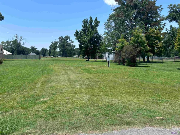 $95,000 | 13389 Leblanc Road, Gonzales, LA 70737