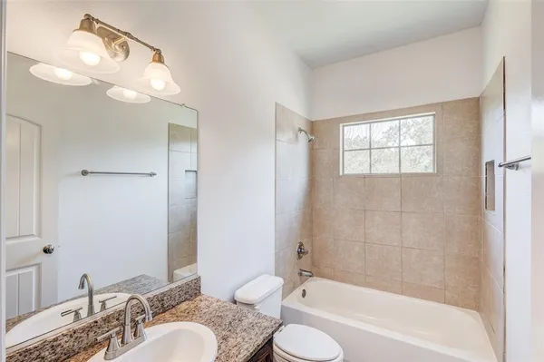 $1,940 | 1534 Aldra Drive, Fort Worth, TX 76120