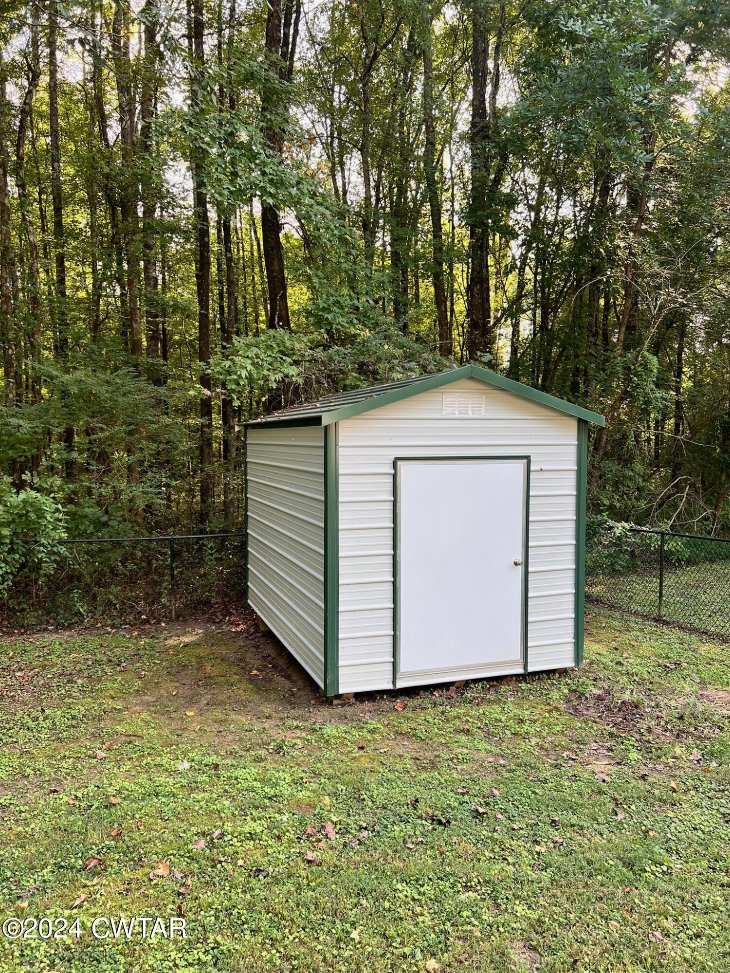 2406 Harts Bridge Road Jackson, TN 38301 - Photo 29 of 34 IMG_2272