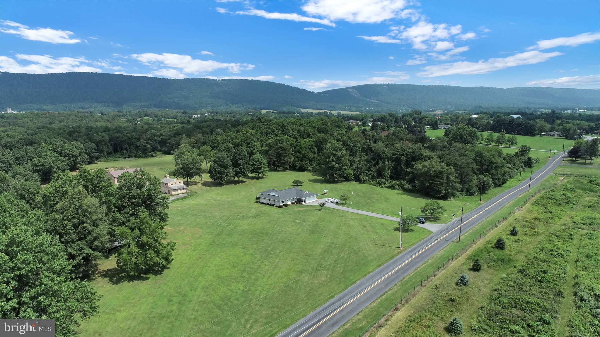 180 Beagle Club Road Carlisle, PA 17013 - Photo 13 of 61 Gallery Image 13