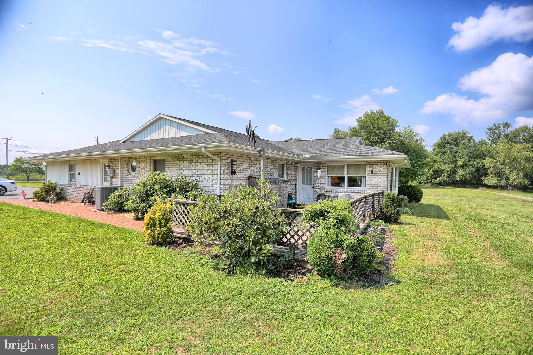180 Beagle Club Road Carlisle, PA 17013 - Photo 7 of 61 Gallery Image 7