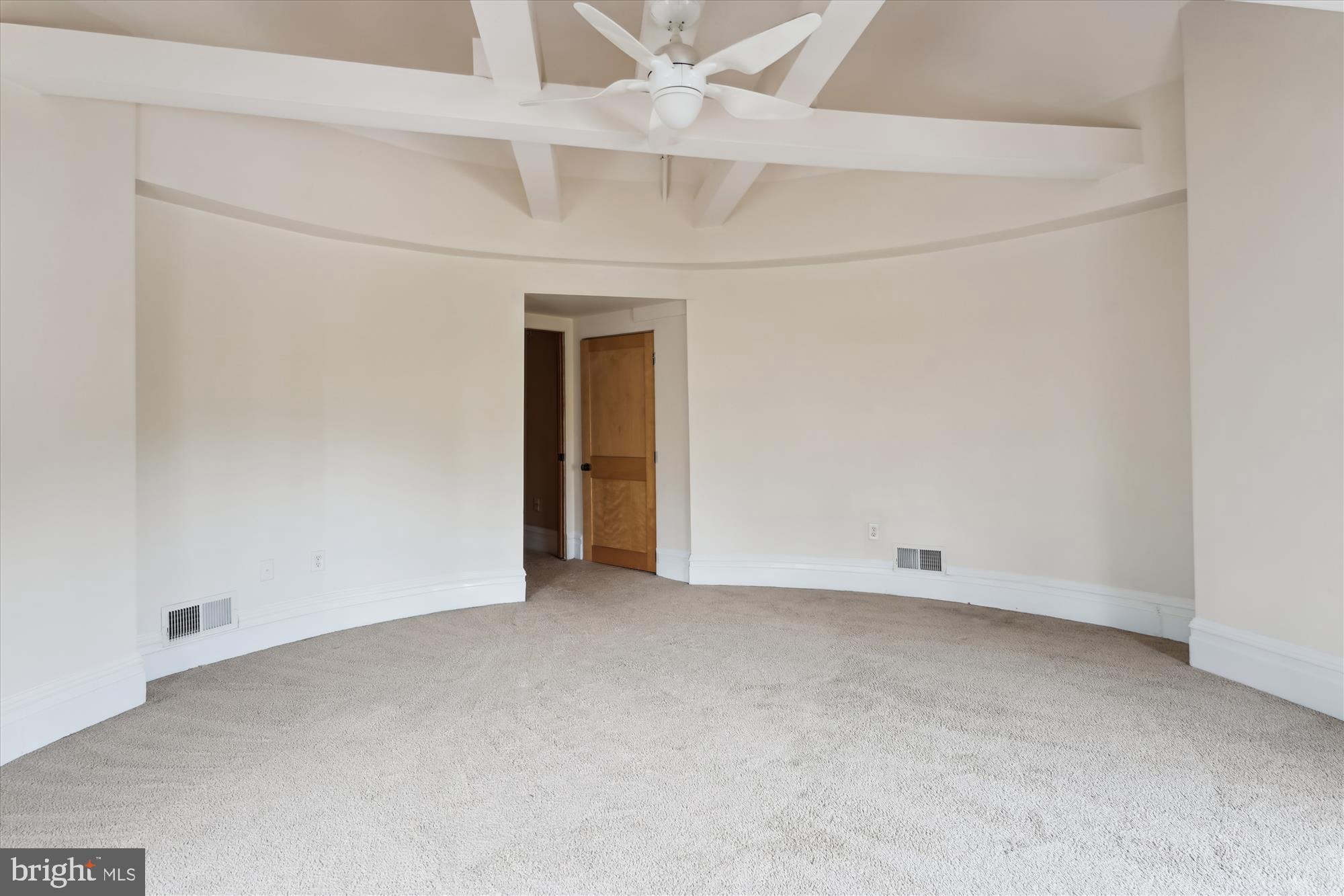 9610 Dewitt Drive, Unit PH410 Silver Spring, MD 20910 - Photo 28 of 64 an empty room with an entryway