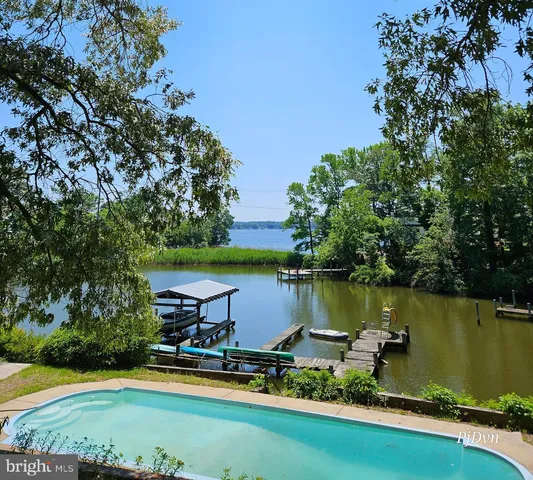 $2,600 | 355 Sturtons Lane, Pasadena, MD 21122