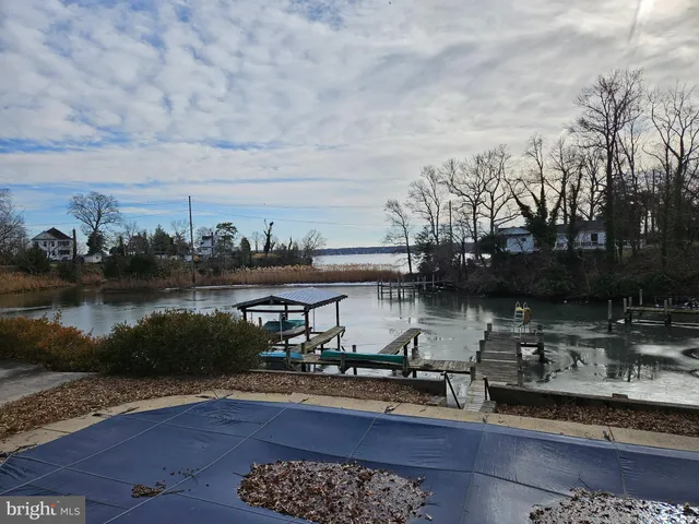 $2,600 | 355 Sturtons Lane, Pasadena, MD 21122