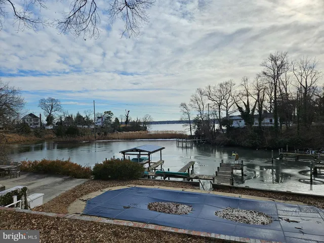 $2,600 | 355 Sturtons Lane, Pasadena, MD 21122