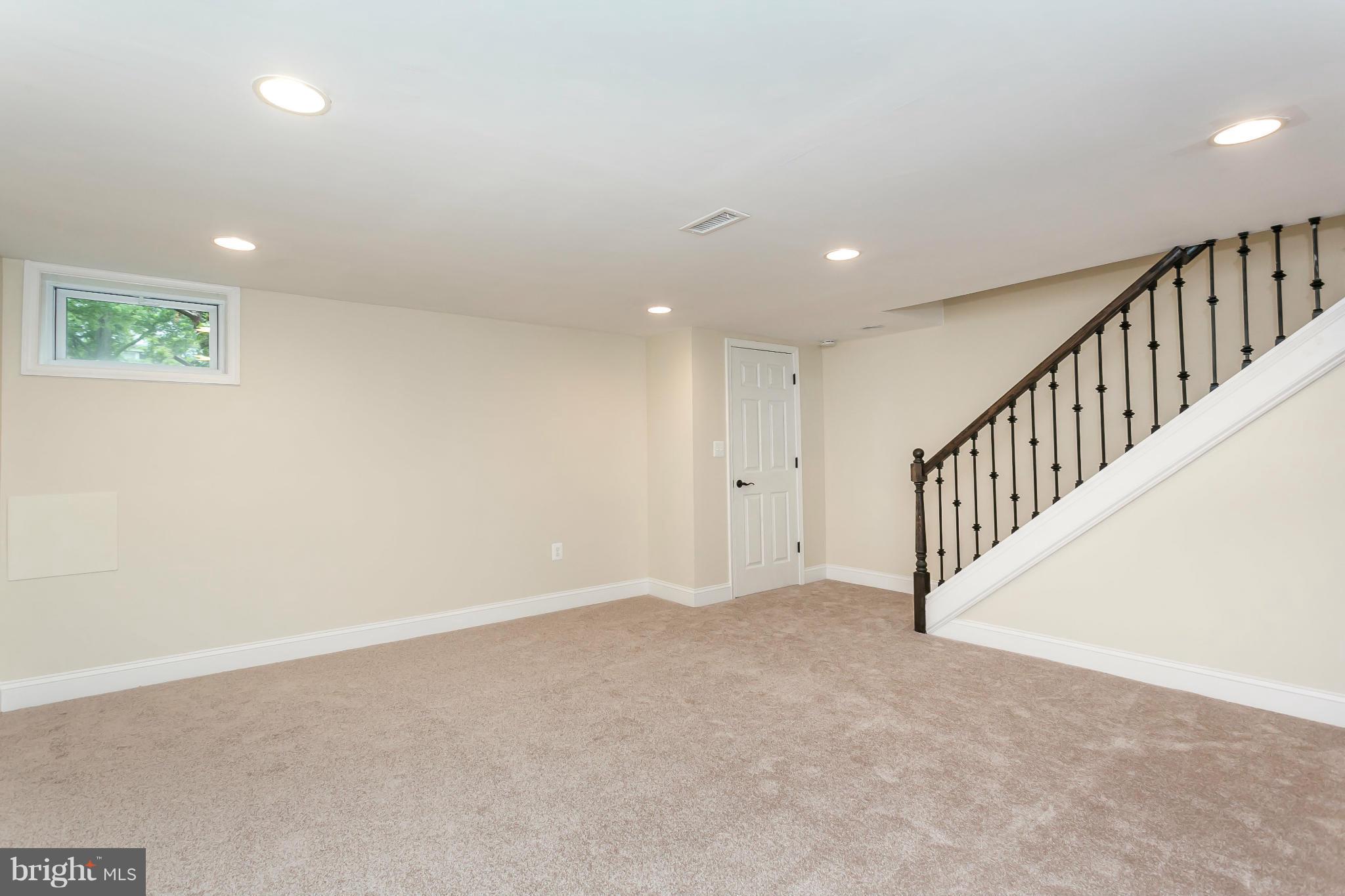 197 Stanmore Road Baltimore, MD 21212 - Photo 14 of 21 Family Room