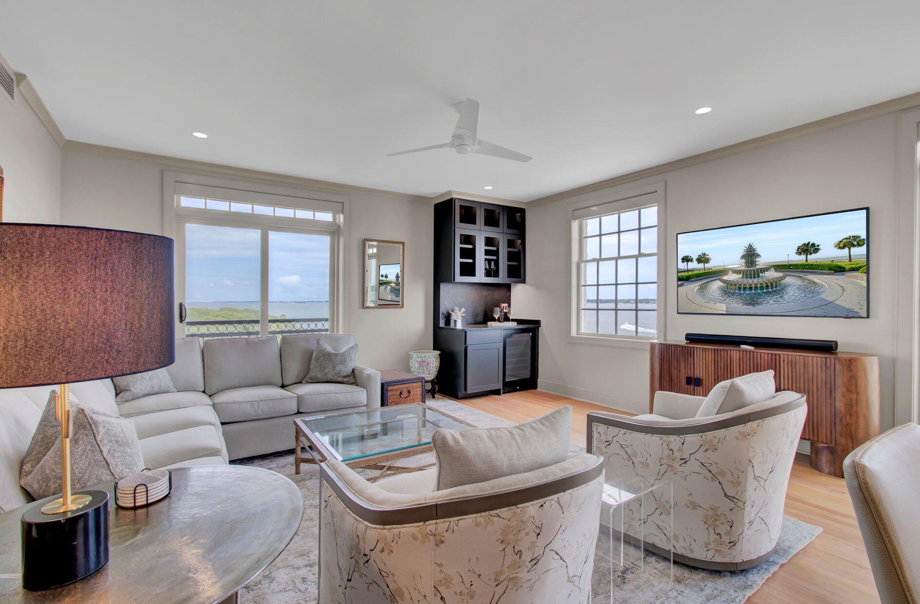 1 King Street, Unit 607 Charleston, SC 29401 - Photo 2 of 58 IMG_2076