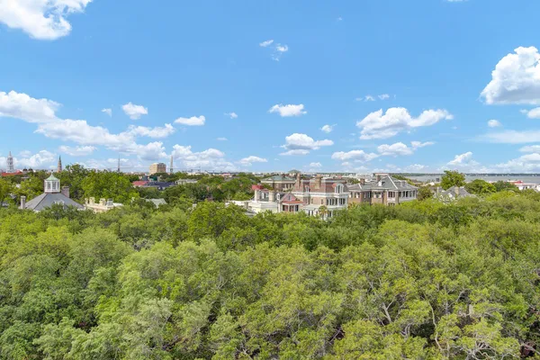 $10,000 | 1 King Street, Unit 607, Charleston, SC 29401