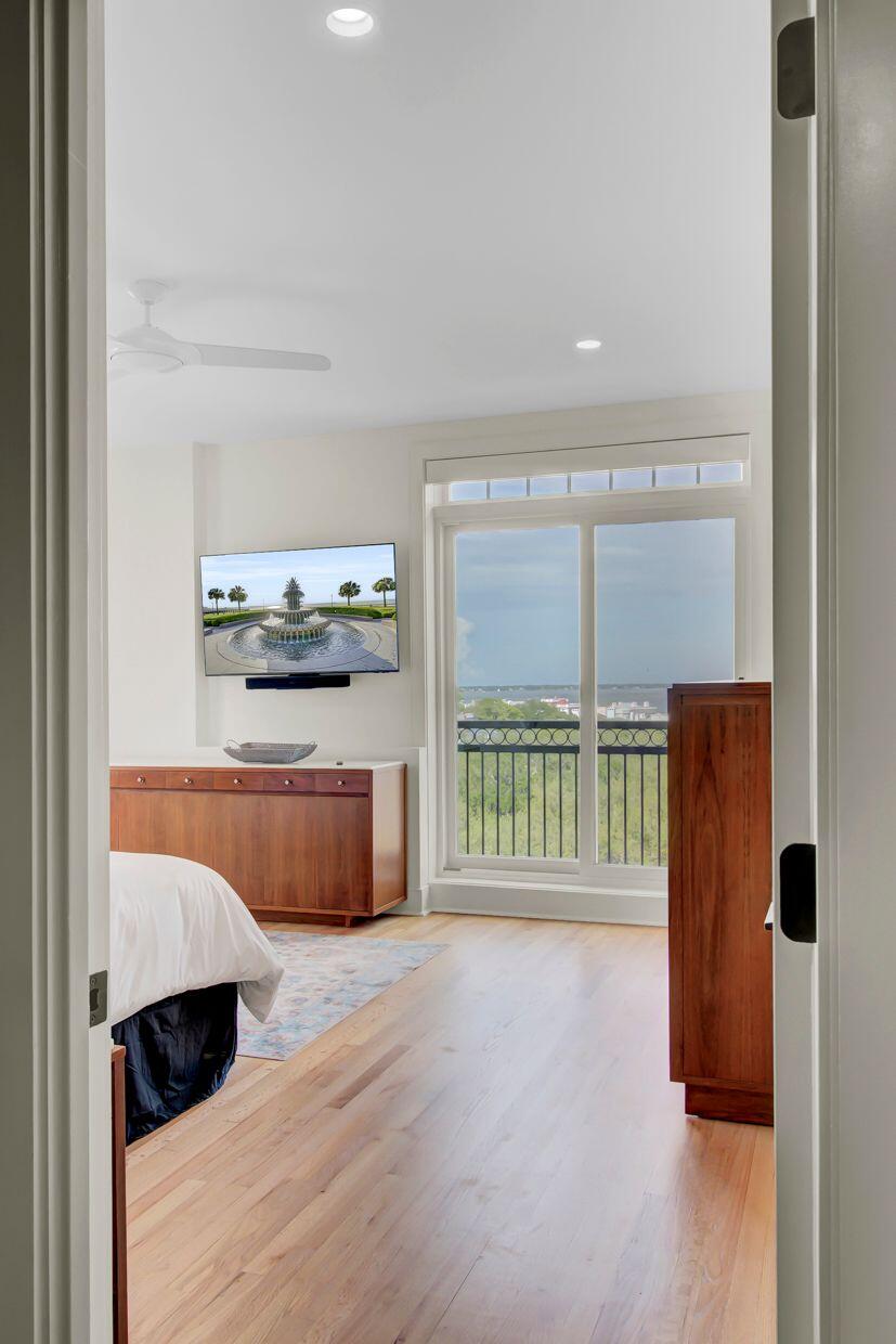 1 King Street, Unit 607 Charleston, SC 29401 - Photo 29 of 58 IMG_2098