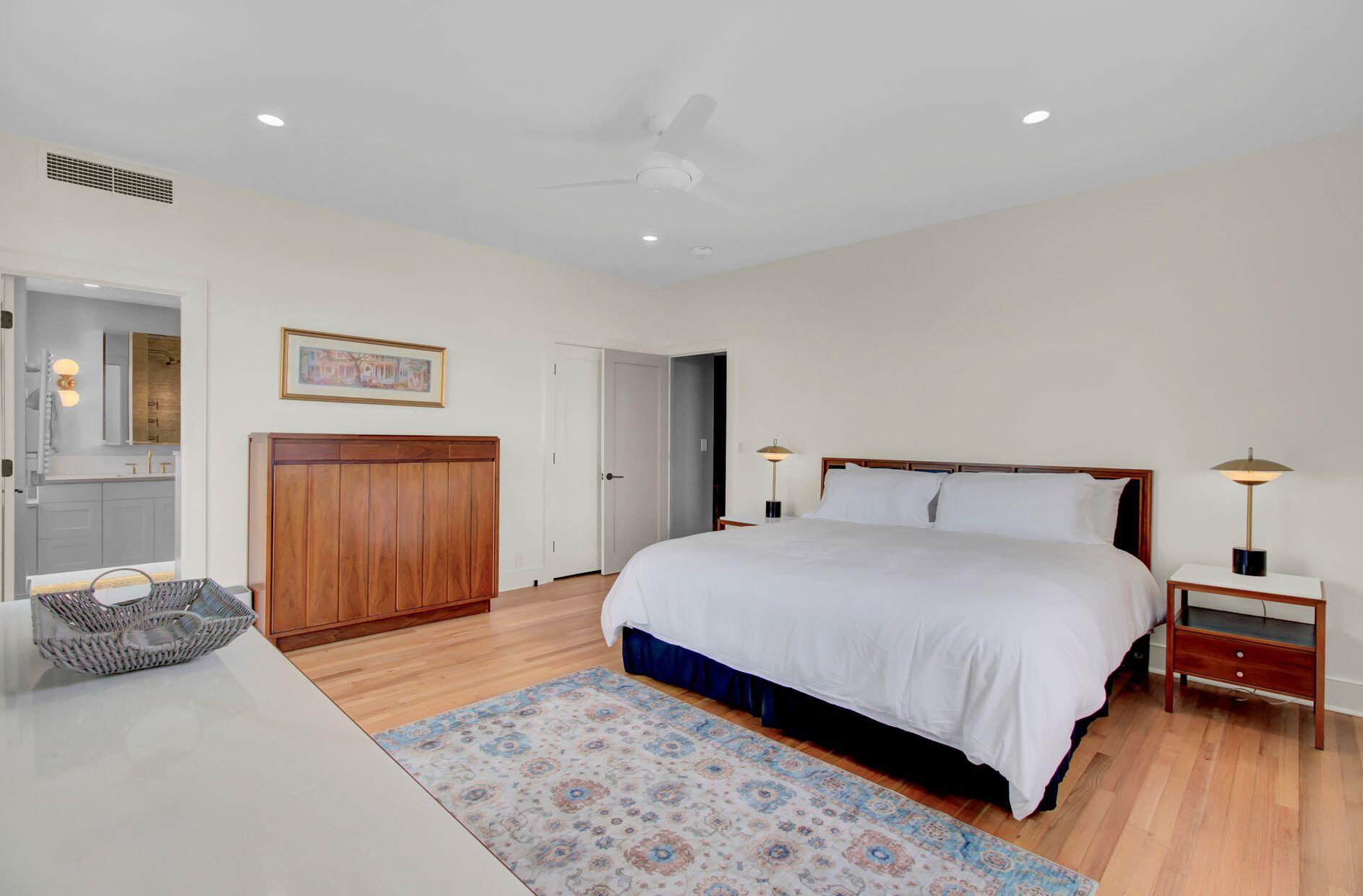 1 King Street, Unit 607 Charleston, SC 29401 - Photo 32 of 58 IMG_2101