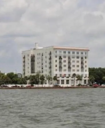 $10,000 | 1 King Street, Unit 607, Charleston, SC 29401