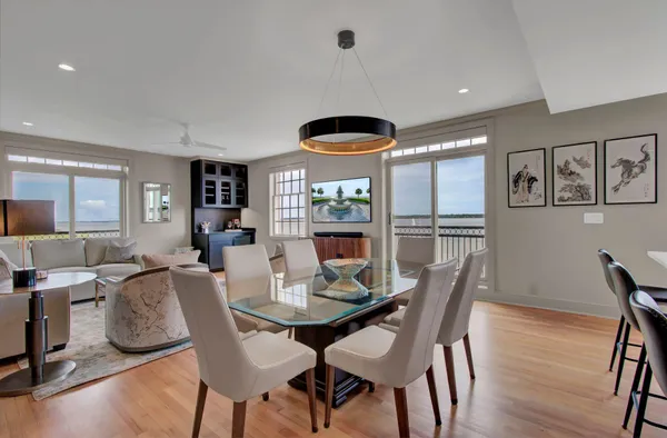 $10,000 | 1 King Street, Unit 607, Charleston, SC 29401