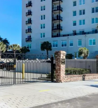 $10,000 | 1 King Street, Unit 607, Charleston, SC 29401