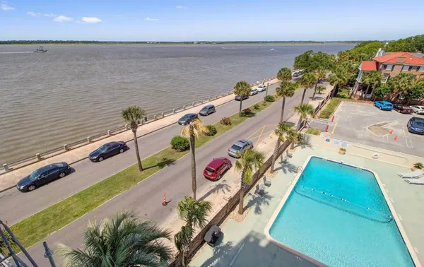 $10,000 | 1 King Street, Unit 607, Charleston, SC 29401