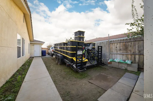 $405,000 | Undisclosed Address, Bakersfield, CA 93312