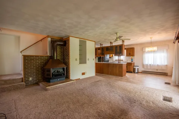 $185,000 | 1839 West 1st Street, Dixon, IL 61021