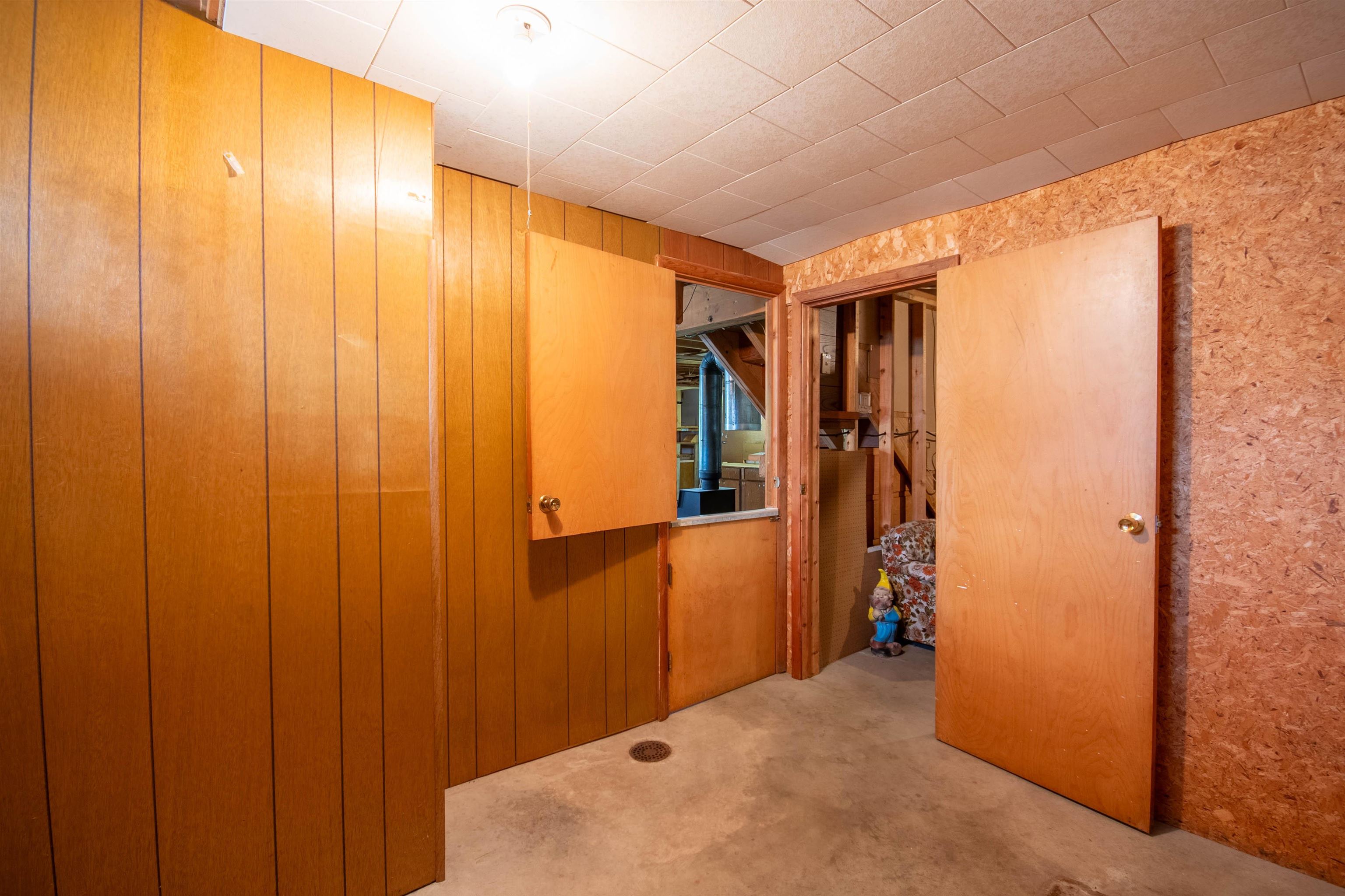 1839 West 1st Street Dixon, IL 61021 - Photo 41 of 44 a view of closet area