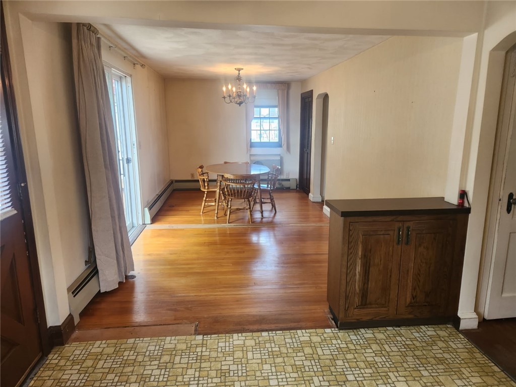 61 Crossland Road West Warwick, RI 02893 - Photo 11 of 34