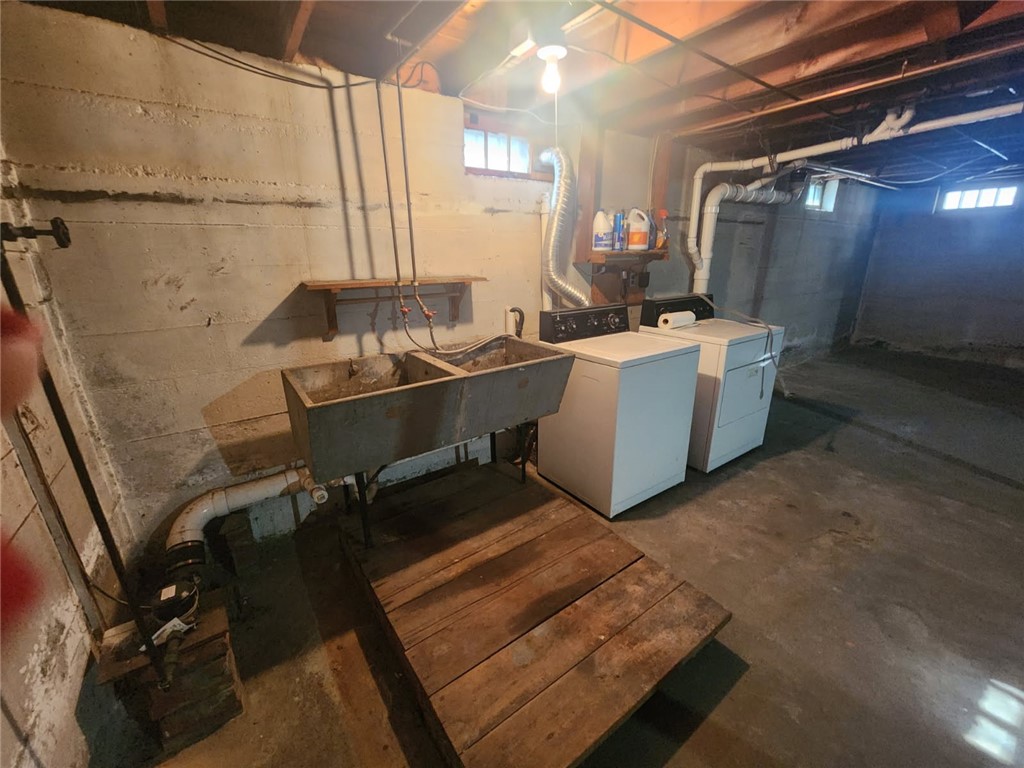 61 Crossland Road West Warwick, RI 02893 - Photo 29 of 30