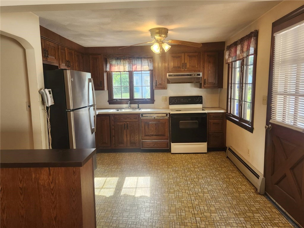 61 Crossland Road West Warwick, RI 02893 - Photo 7 of 34